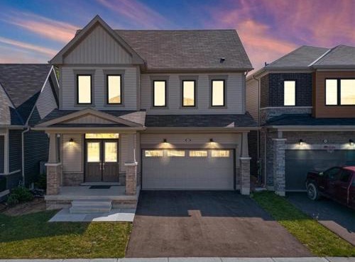 Classy Home Near Beach & Airport
