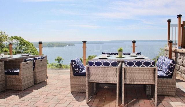 Cliffhouse On The Bay, Waterview Property with Pool —-ST-2019-0091
