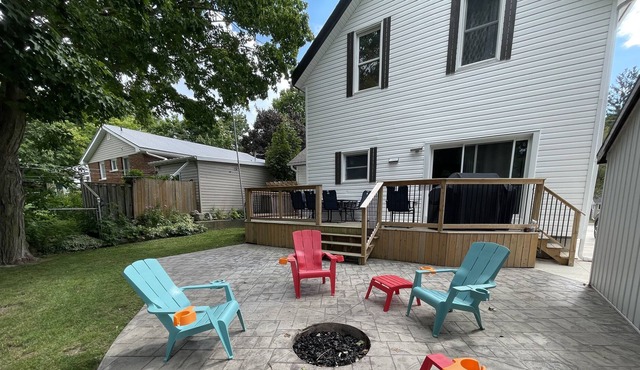 Close to Goderich and Bayfield - Fire Pit * BBQ