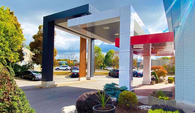 Comfort Inn Cambridge - Highway 401