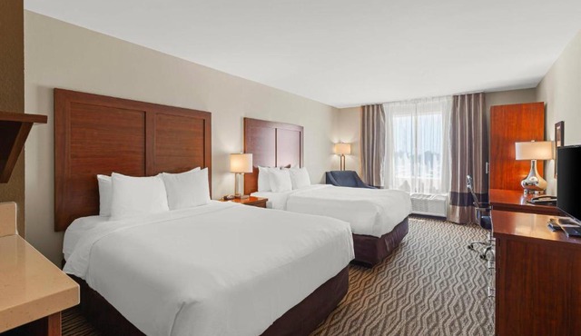 Comfort Inn & Suites