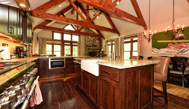 Conveniently Located Home Close to Attitash & Story Land, Mins from N Conway