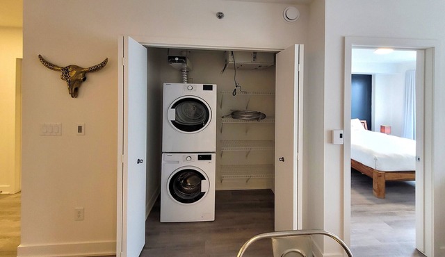 Corporate Stays - Blum - Stunning 1 Bedroom Apartment