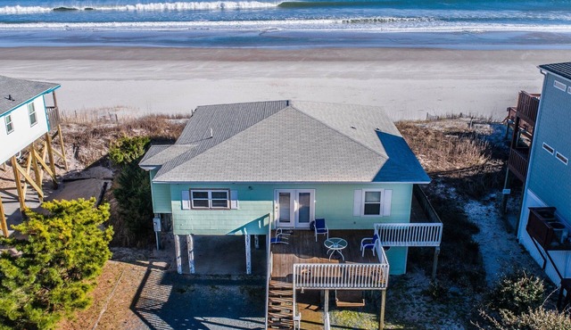 Costic | Oceanfront in Topsail Beach!