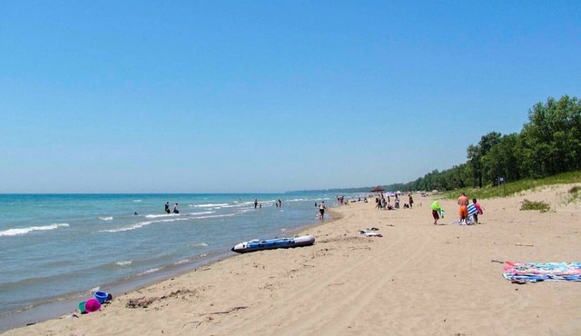 Cottage #3 · Lake Haven Beach Resort