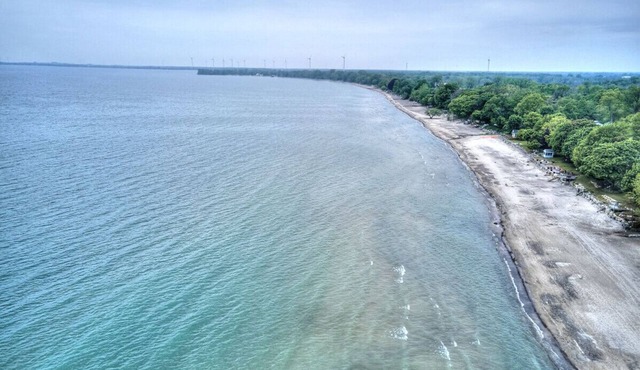 Cottage #8 · Lake Haven Beach Resort
