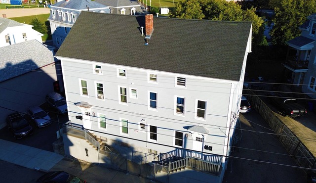 Cozy 1-bedroom apartment in charming Fall River with WiFi, AC