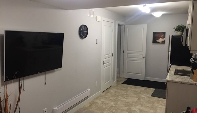 Cozy 1bed suite in Stonebridge. 5-star location
