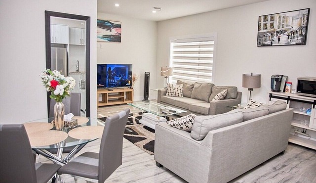 Cozy 3-bedroom, 3 queen beds ground level suite in a desirable location in PG.