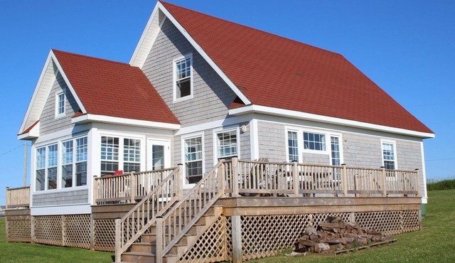 Cozy 3 Bedroom Beach House