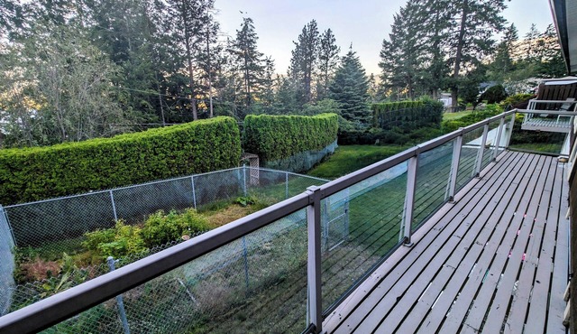 Cozy 4-bedroom house with WiFi, AC in enjoyable West Kelowna