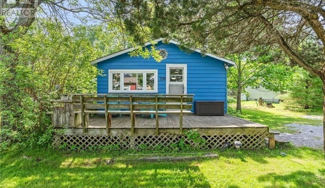 Cozy Family Cottage Just 3 Minutes from the Beach – Sleeps 7