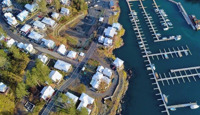 Cozy Ocean Gateway Guess Suite on Spirit Bay w/full kitchen. Pet-Friendly!