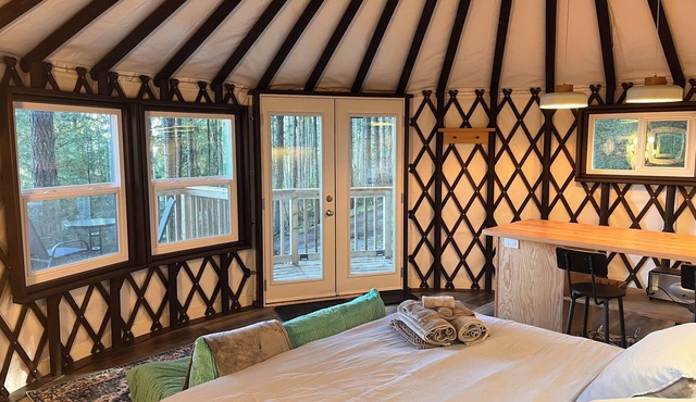 Cozy Yurt nestled in the forest on Salt Spring Island