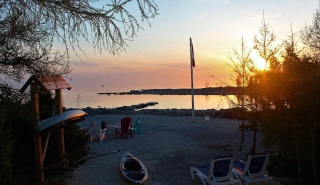 Crystal Water Retreat includes 6 Kayaks