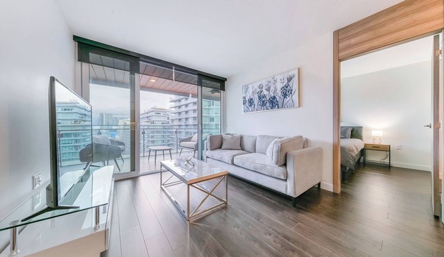 D51 - Amazing 2 bedroom in Olympic Village