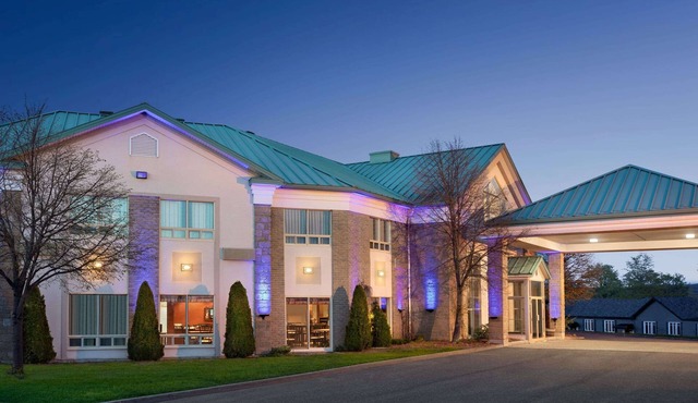 Days Inn by Wyndham Montmagny