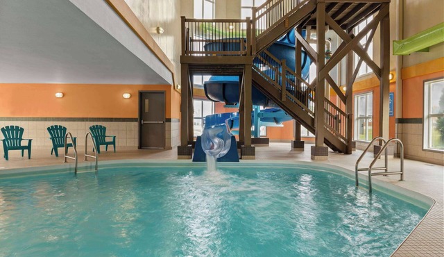Days Inn by Wyndham Steinbach