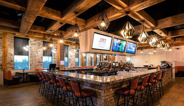 Deerfoot Inn & Casino