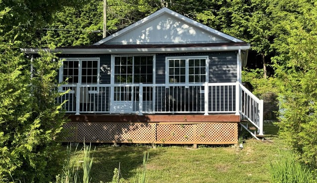 Deligthful, Cozy Waterside Getaway