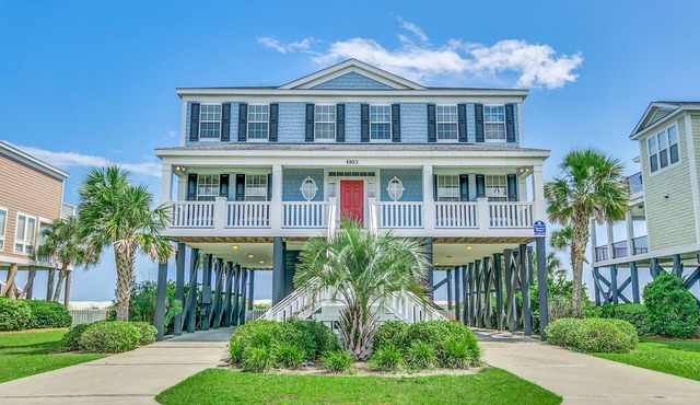 🌴Direct Beachfront w/Stunning Views | Private Pool + Hot Tub | The Palms