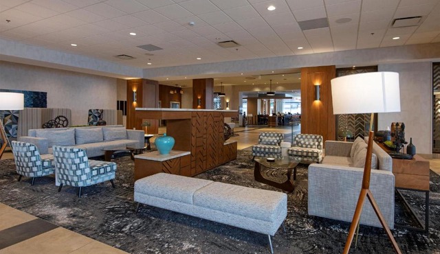 DoubleTree by Hilton Hotel & Conference Centre Regina