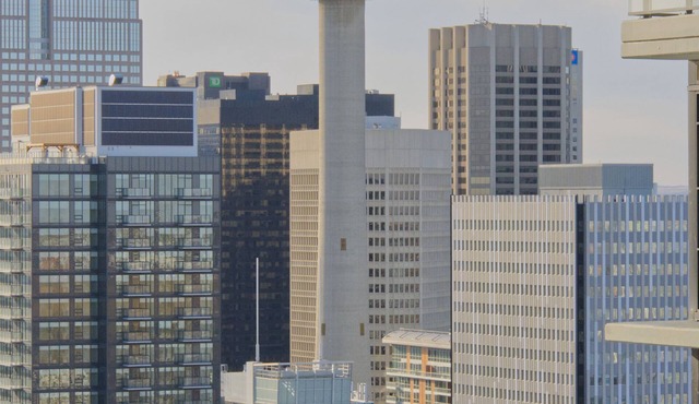 Downtown Luxury Condo in Tallest Calgary Building 35 floor