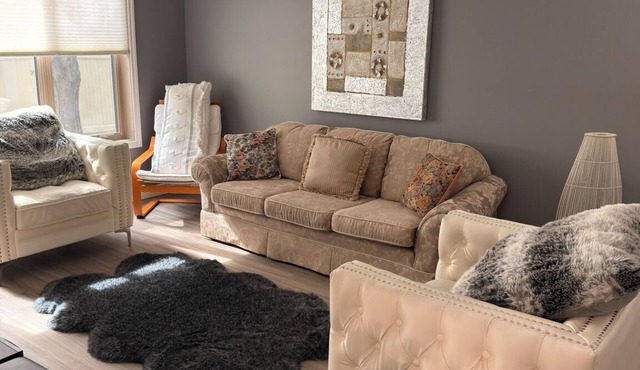 Dr Pizzle Guest House| Home Away from Home