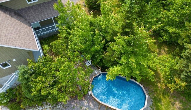 Entre Ciel et Fleuve 26C Cozy condo ambiance, Pool