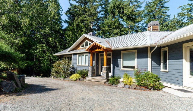 East Sooke Hideawy,TOP VIEW,180° SEA VIEW