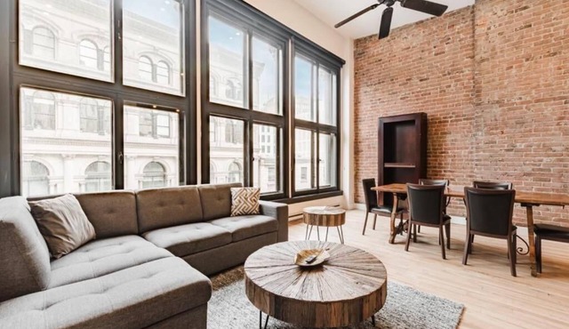 Elegant 3 Bedroom apartment in old port - 302