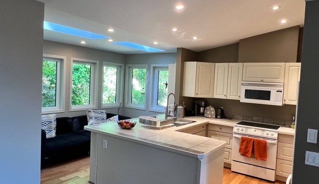 Elegant three-bedroom Salt Spring Island home with view
