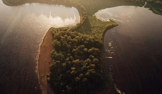 Entire 10 Acre Private Island with 6 Bedroom Upgraded Lakehouse