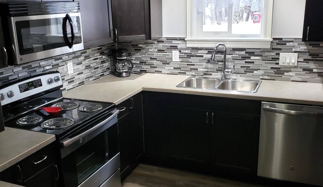 Entire 3 bdrm completely supplied house with garage!