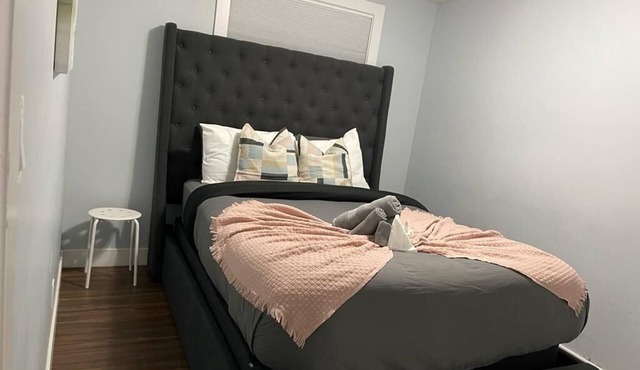 Entire One bedroom basement suite+Laundry+Kitchen