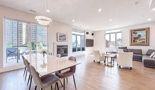 Exquisite Penthouse4BR- Downtown Montreal