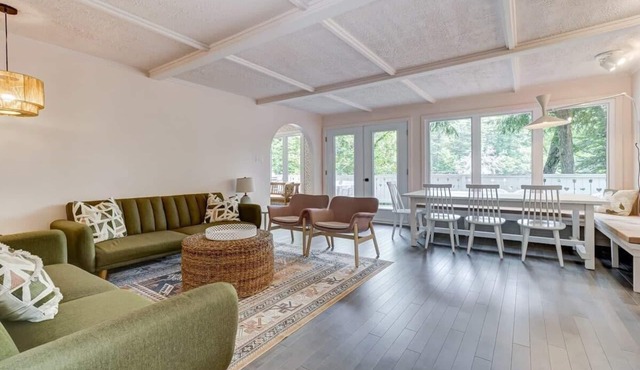 Family chalet in the heart of Wakefield