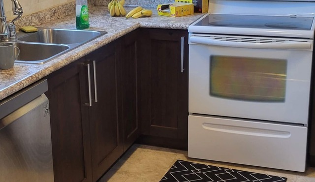 Family sized townhouse minutes from downtown. A sanctuary for peace lovers.