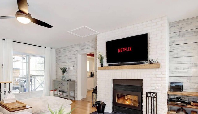 Farm House Cottage - 4 season Spa in Nature - Paddleboards - In&out Fireplace