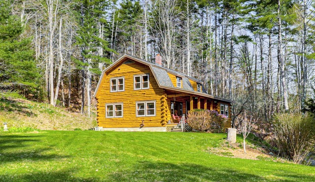 Forest Hideaway in Plainfield: Hike, Paddle & Ski