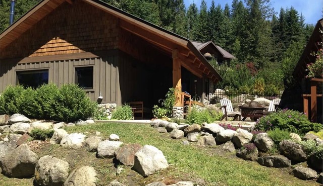 Freya's Cabin at Big Bay Stays: Your Lakeside Haven for Rejuvenation & Adventure