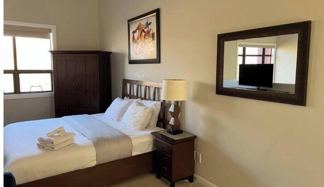 Furnished 2BR Loft | Kelowna