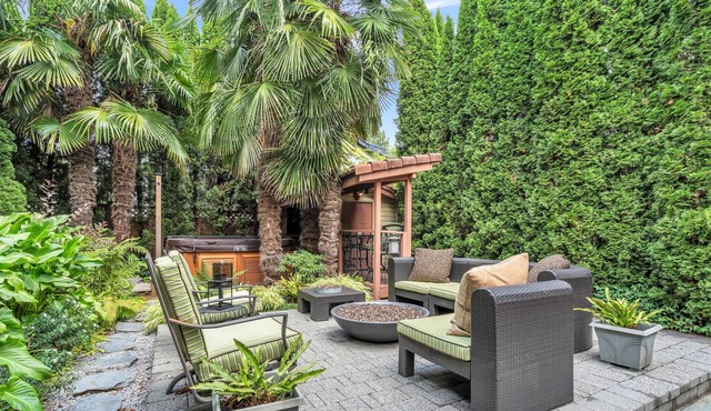 Garden Oasis Suite Near Popular Main Street 1 Bedroom Apts by Redawning