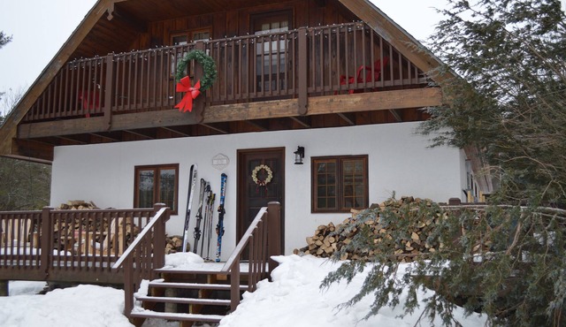 Get away to the Blue Mountains - 3 Bedroom Chalet/Cottage
