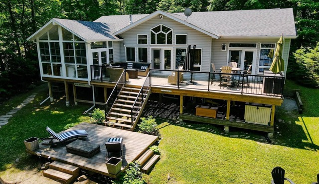 Glamorous and beautifully appointed cottage!