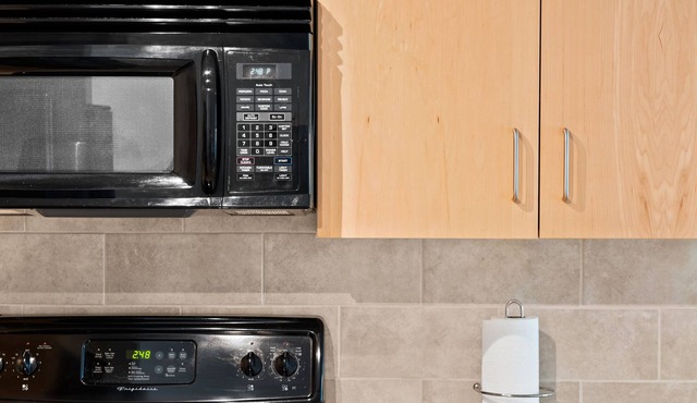 GLOBALSTAY. Gorgeous Downtown Condos. Free parking