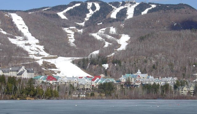 Golf/Ski/Relaxing chalet directly on La Bete Golf