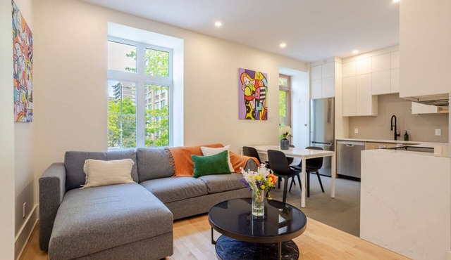 Great 2BR in the heart of Milton Parc