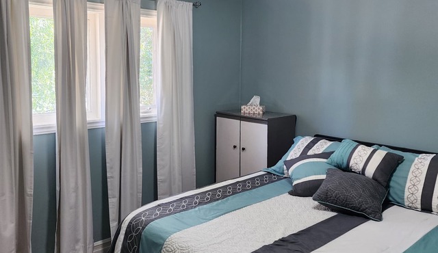 Great home for family &/or friend gatherings with a beautiful view of the bay!