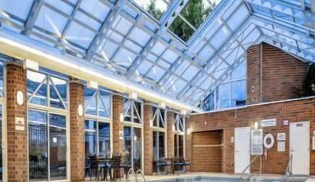 Group Vacation! 2 Units Close to University Park Mall! W/ Pool Access & Parking!